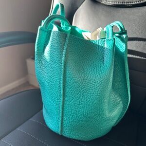 NEW Portland Leather Classic Devan in Sea Foam